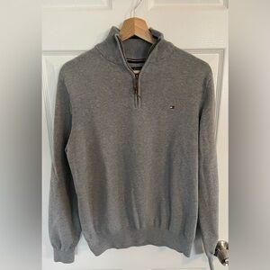 Tommy Hilfiger Men’s Quarter Zip Sweater Grey- Large